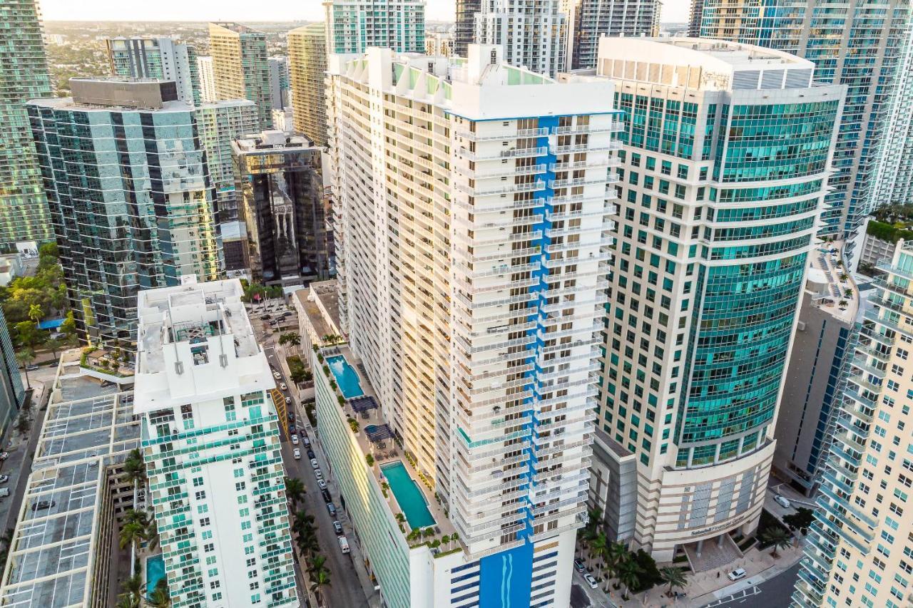 The Club At Brickell Bay Luxury Suites Маямі Екстер'єр фото