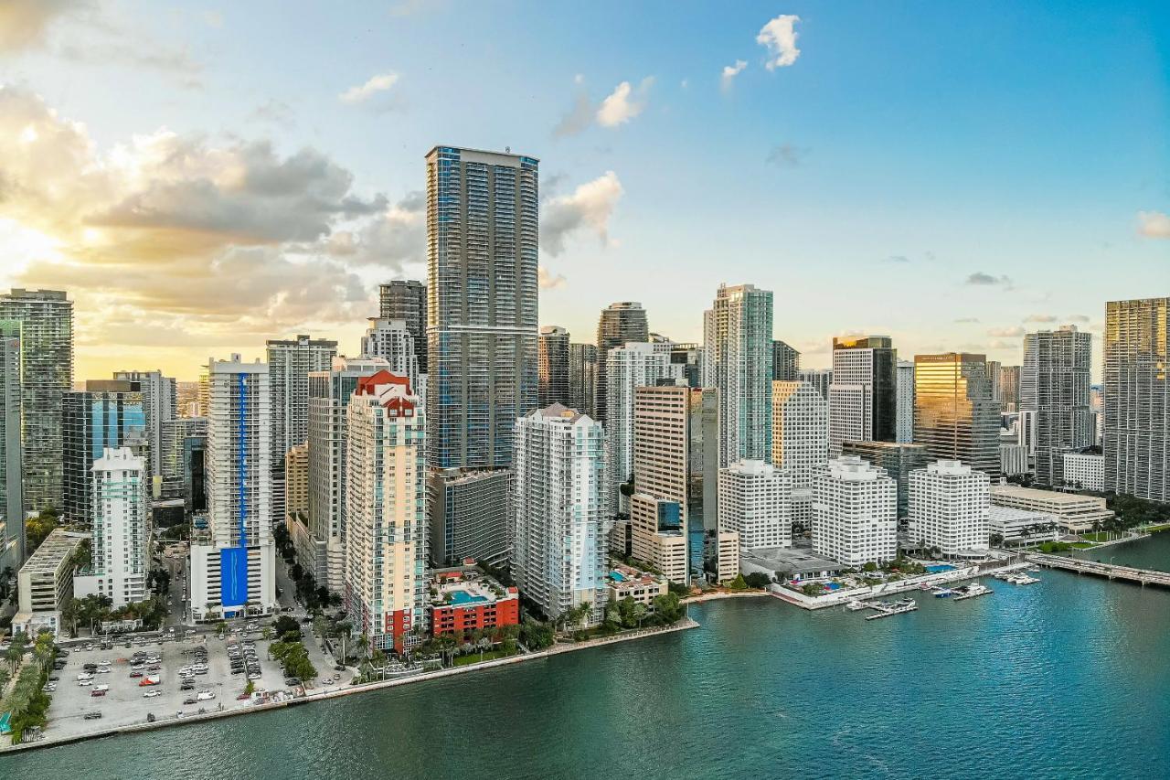 The Club At Brickell Bay Luxury Suites Маямі Екстер'єр фото