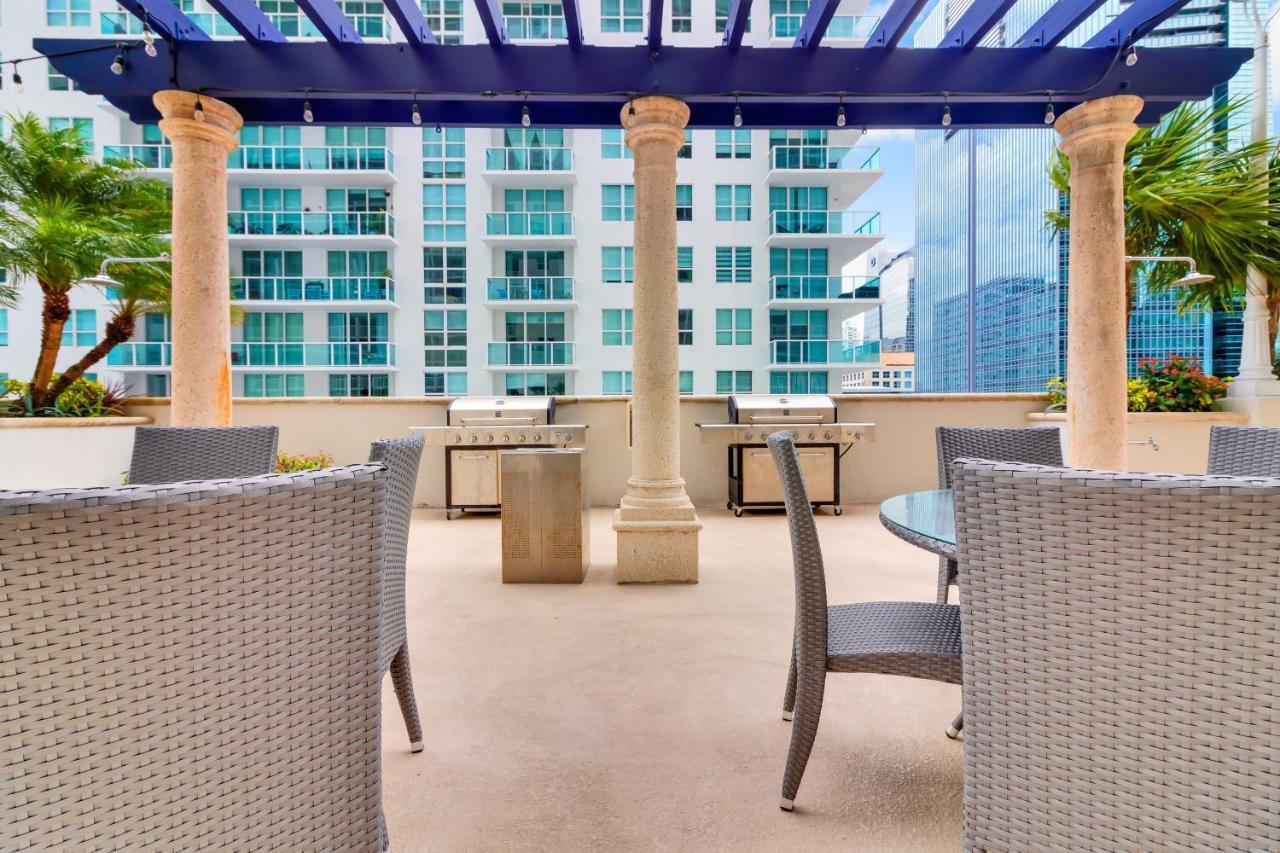The Club At Brickell Bay Luxury Suites Маямі Екстер'єр фото